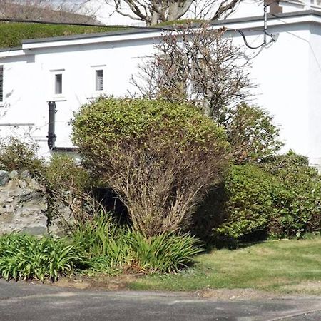 Iscraig Bach-Cosy 2 Bed Apartment-Close To Beach Trearddur Exterior photo